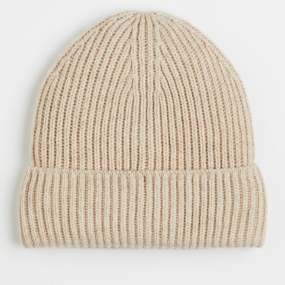 H&M Ribbed Knit Beanie // Womens One Size